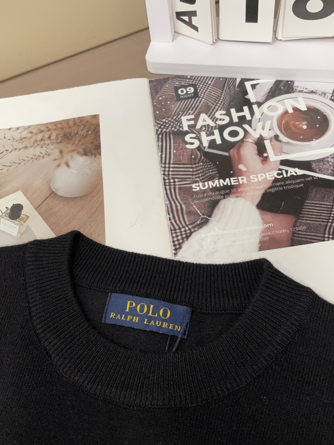 
拉夫劳伦 2025ss秋冬打底新品男士针织短袖衫！独家首发 采用纤维超细与高弹的伊力特纱线织造而成，质