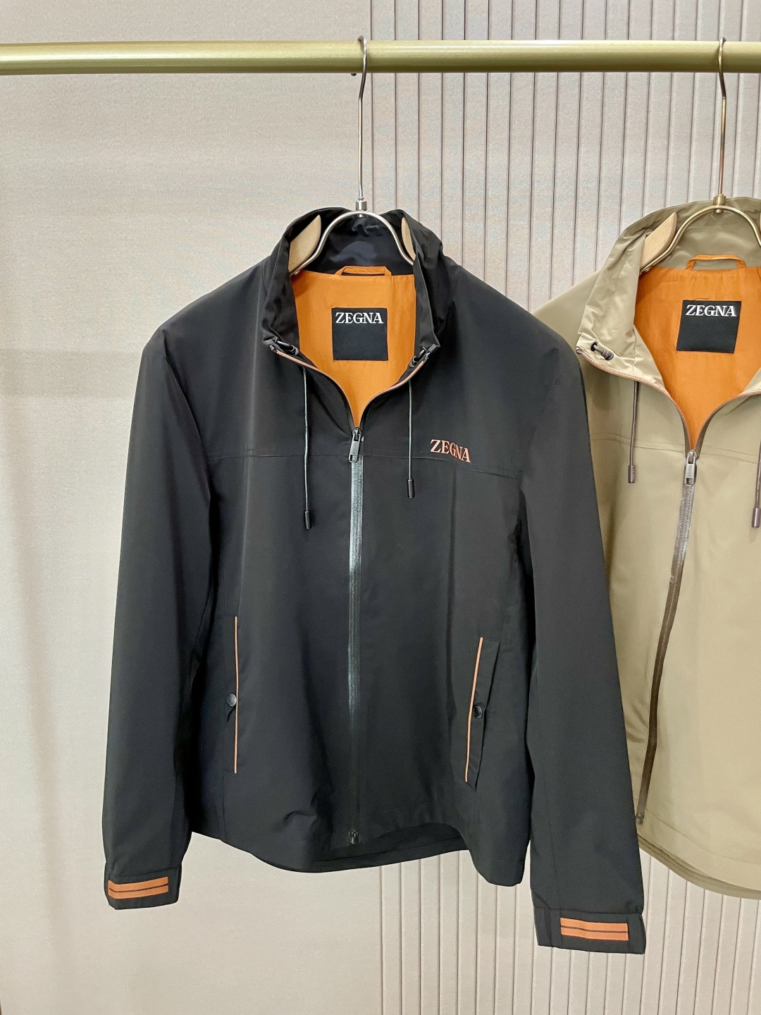 
Zegn* 2025秋冬新款 最新款时尚设计师款  夹克外套.处处细节显工艺足够的高级   结构性剪裁