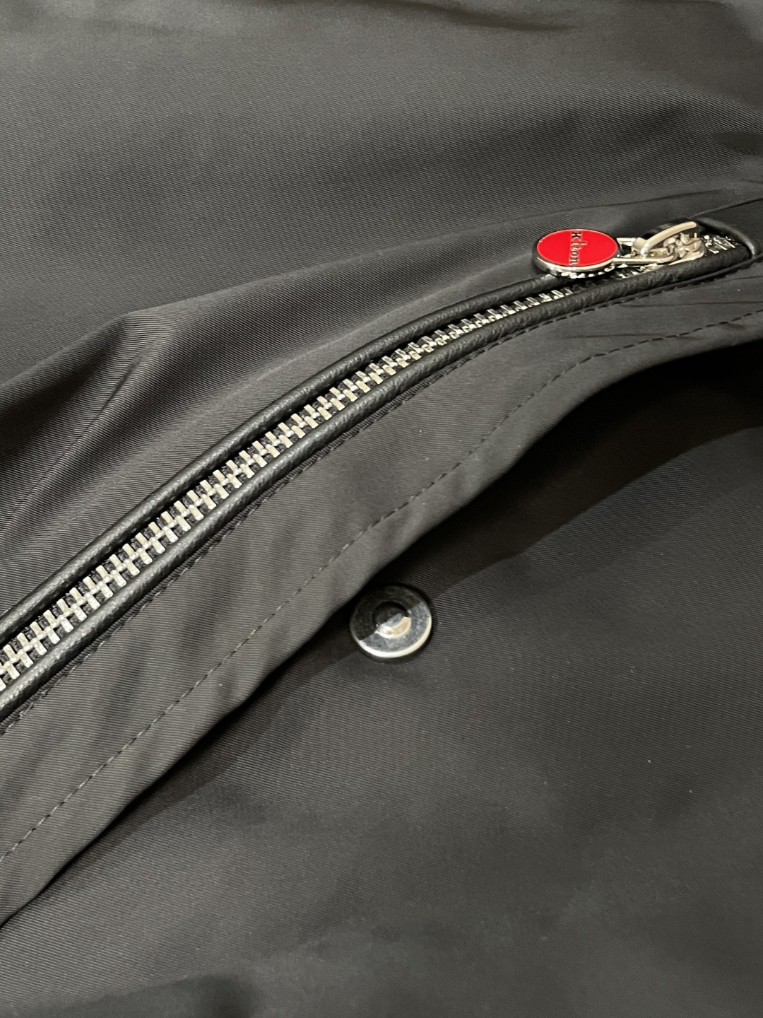 Kiton 2025秋冬休闲夹克外套，最新时尚休闲拉链夹克，时尚夹克外套!贸易公司渠道稀出，同步官网发售