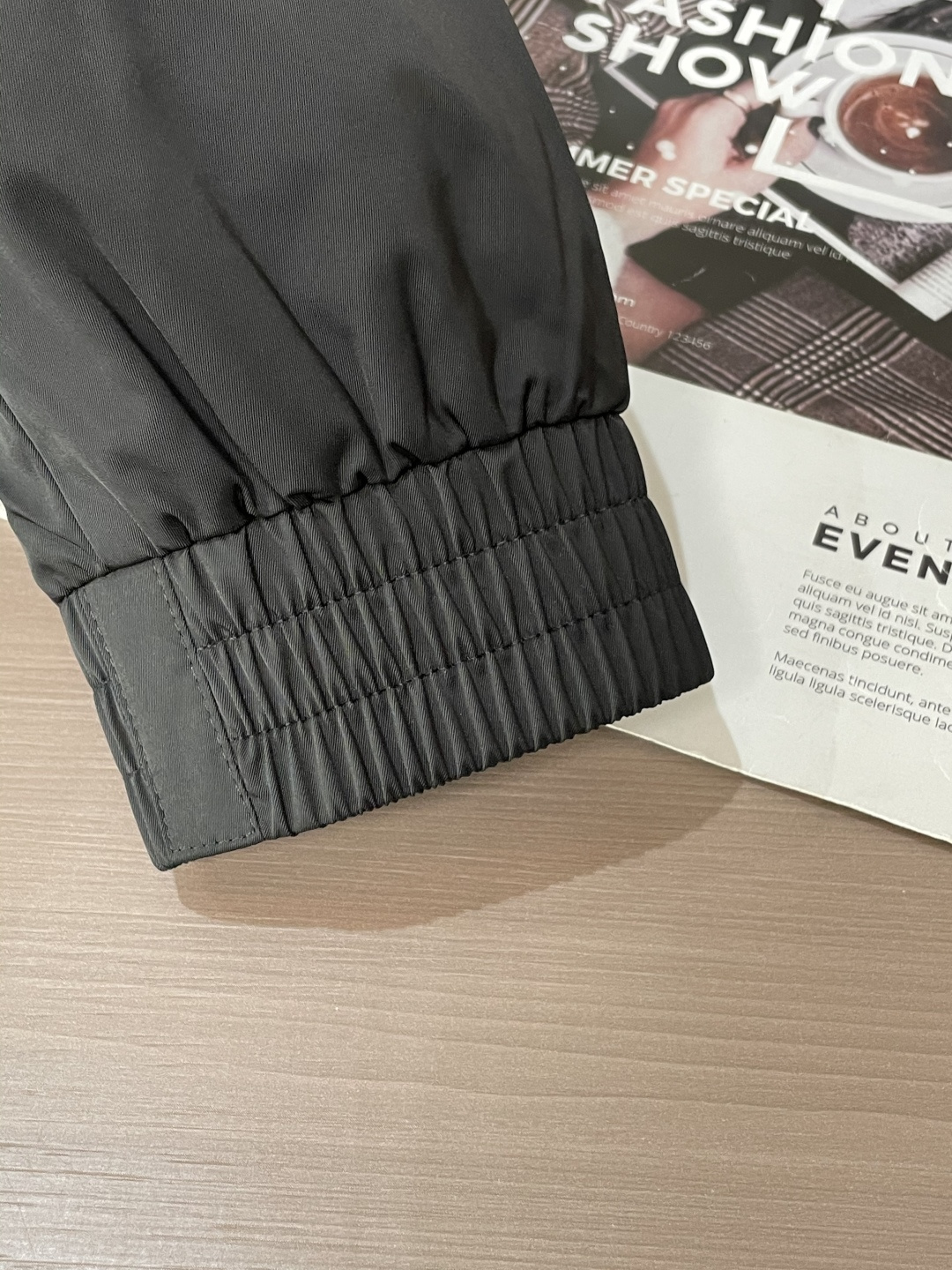 Kiton 2025秋冬休闲夹克外套，最新时尚休闲拉链夹克，时尚夹克外套!贸易公司渠道稀出，同步官网发售