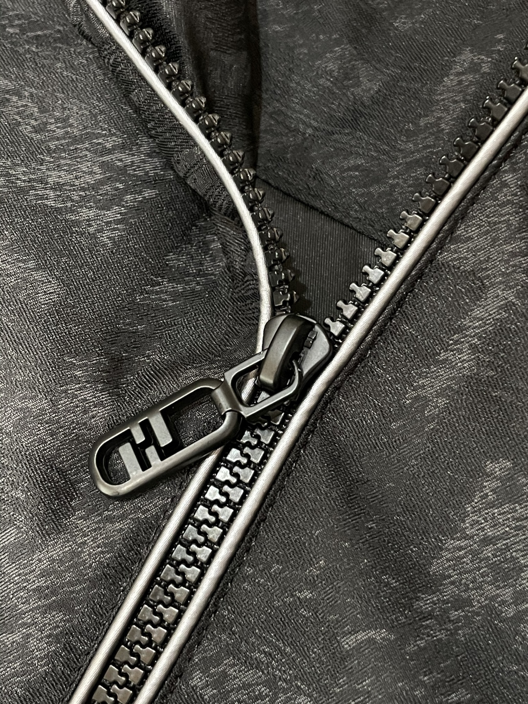 FD 2025秋冬休闲夹克外套，最新时尚休闲拉链夹克，时尚夹克外套!贸易公司渠道稀出，同步官网发售，男神