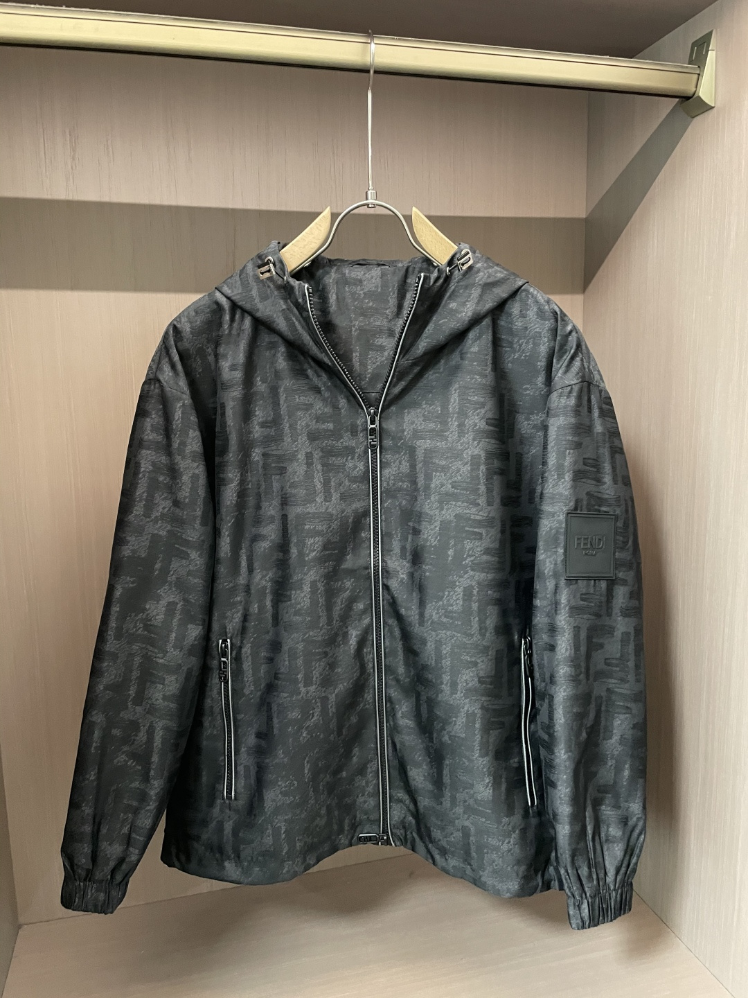 FD 2025秋冬休闲夹克外套，最新时尚休闲拉链夹克，时尚夹克外套!贸易公司渠道稀出，同步官网发售，男神