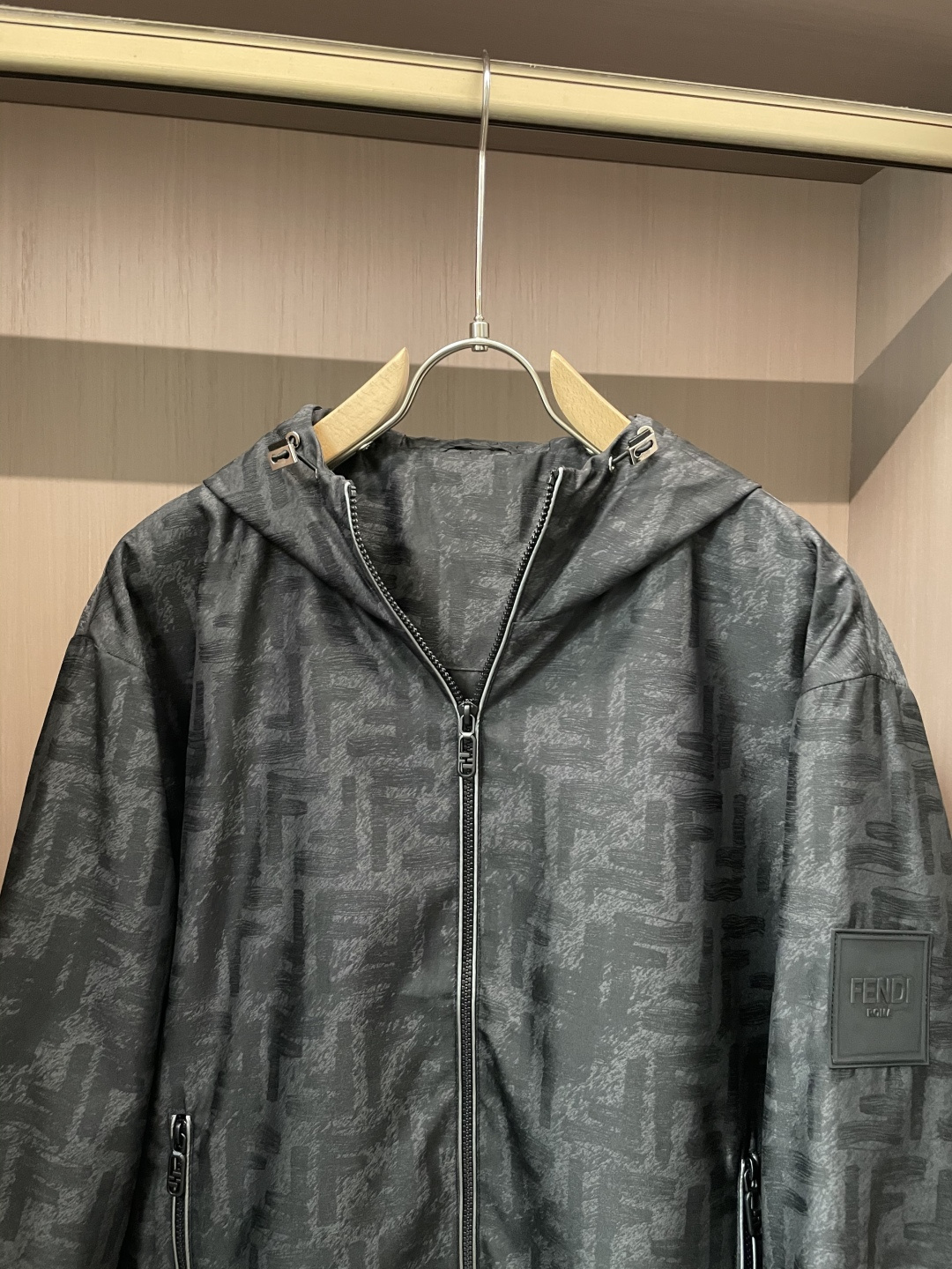 FD 2025秋冬休闲夹克外套，最新时尚休闲拉链夹克，时尚夹克外套!贸易公司渠道稀出，同步官网发售，男神