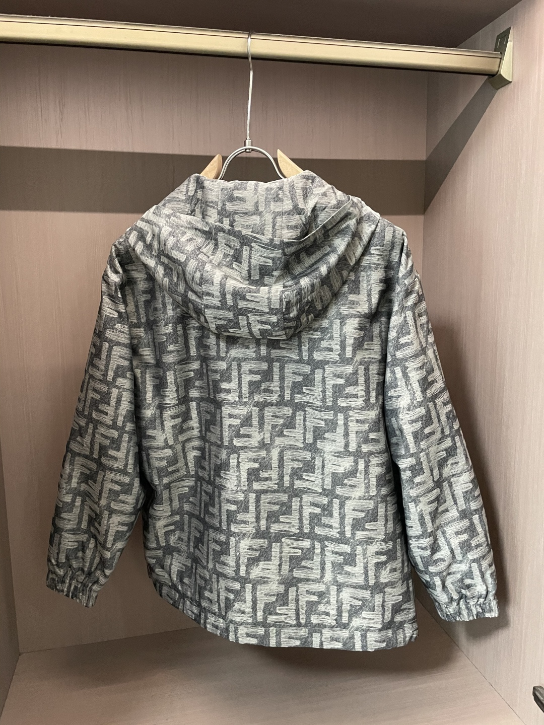 FD 2025秋冬休闲夹克外套，最新时尚休闲拉链夹克，时尚夹克外套!贸易公司渠道稀出，同步官网发售，男神