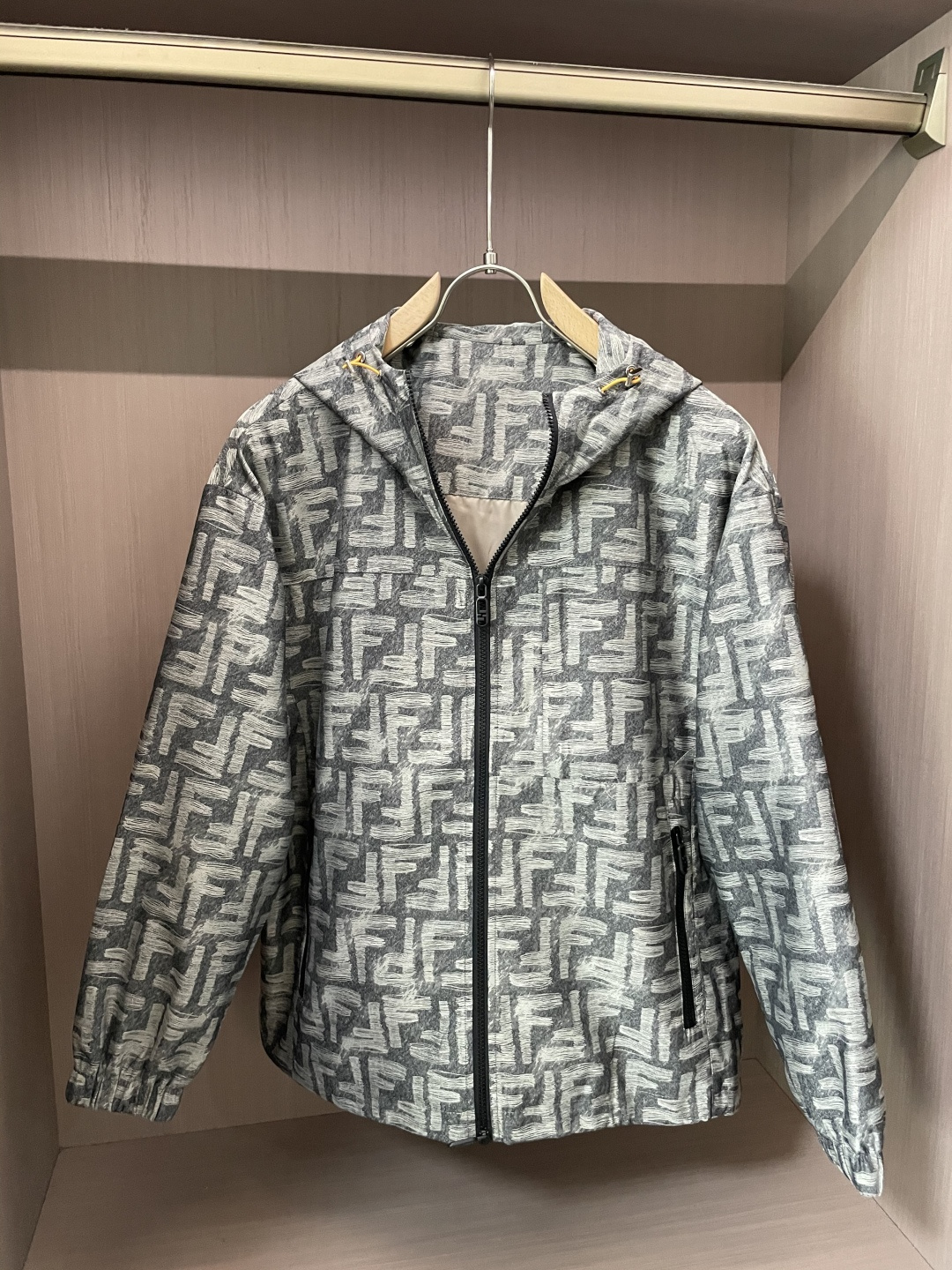 FD 2025秋冬休闲夹克外套，最新时尚休闲拉链夹克，时尚夹克外套!贸易公司渠道稀出，同步官网发售，男神