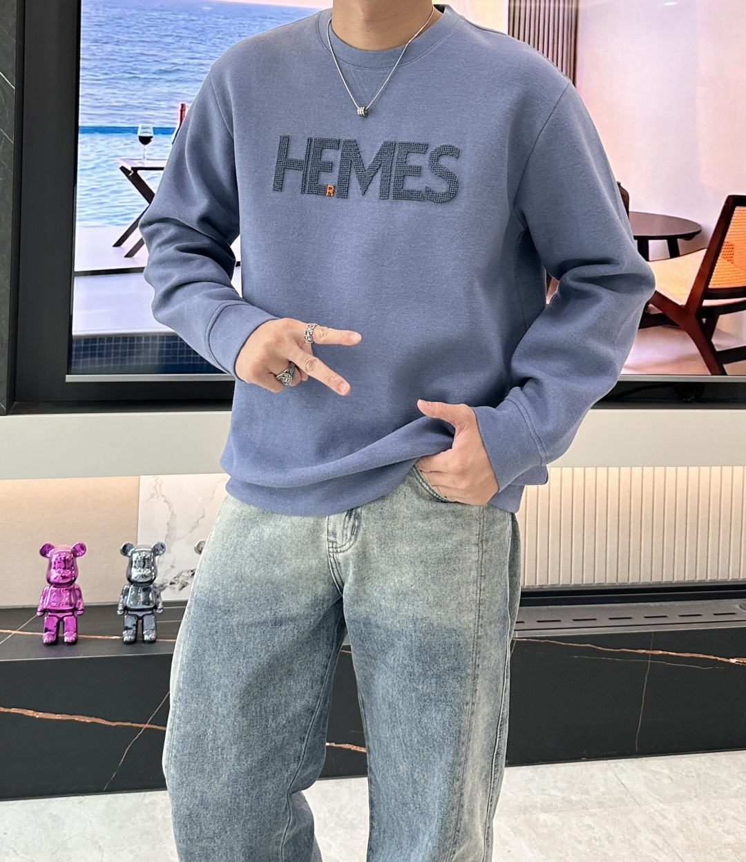 Hermès 2025秋冬卫衣｜奢牌质感与日常松弛感的绝妙融合Hermès这款卫衣，真的把高级感和舒适度