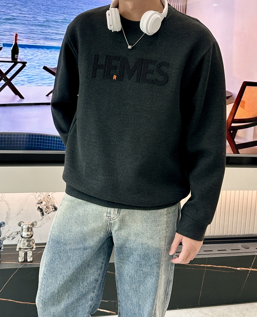 Hermès 2025秋冬卫衣｜奢牌质感与日常松弛感的绝妙融合Hermès这款卫衣，真的把高级感和舒适度