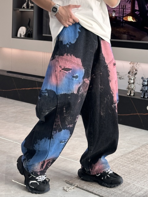 Louis Vuitton Tie-Dye Ripped Jeans: A Colorful, Edgy Statement Piece 1 Louis Vuitton Tie-Dye Ripped Jeans: A Colorful, Edgy Statement Piece