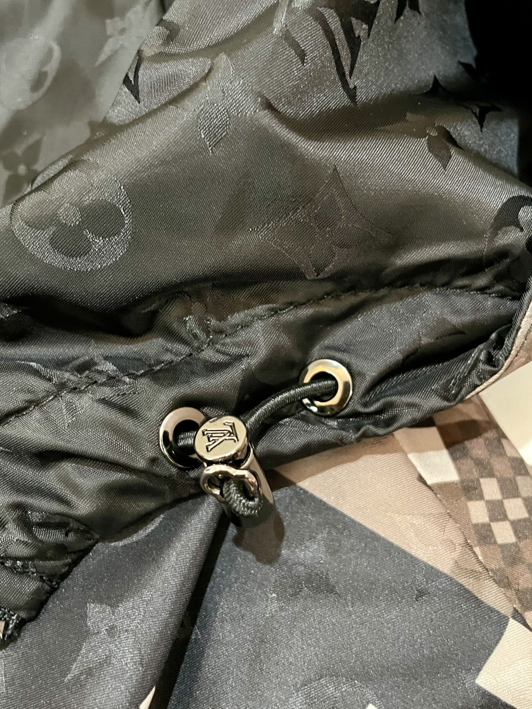 Lv 2025秋冬休闲夹克外套，最新时尚休闲拉链夹克，时尚夹克外套!贸易公司渠道稀出，同步官网发售，男神