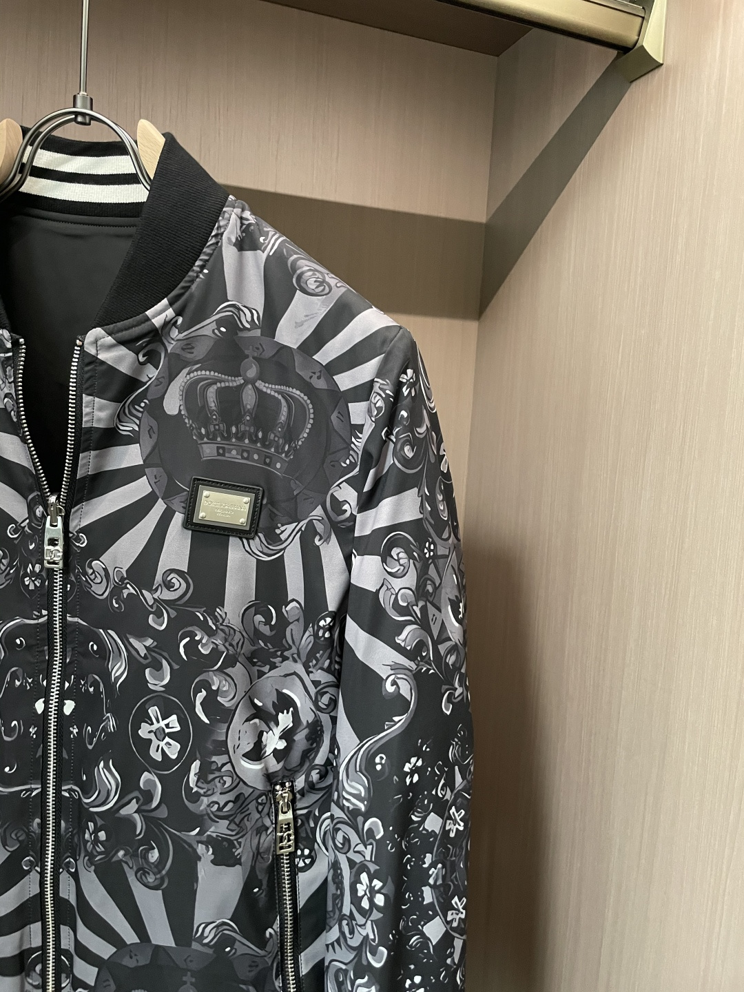 DG 2025秋冬休闲夹克外套，最新时尚休闲拉链夹克，时尚夹克外套!贸易公司渠道稀出，同步官网发售，男神