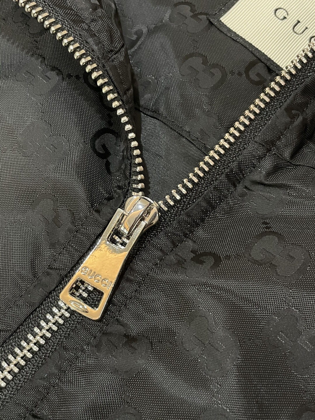 Gucci 2025秋冬休闲夹克外套，最新时尚休闲拉链夹克，时尚夹克外套!贸易公司渠道稀出，同步官网发售