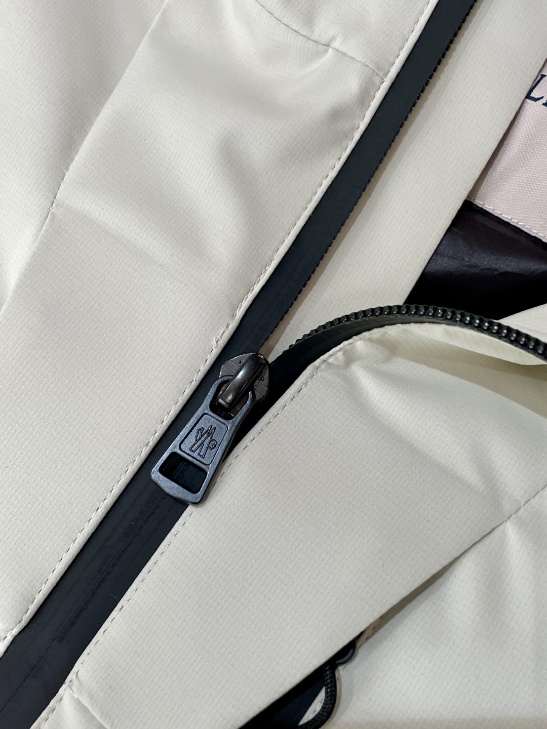Moncler Padded Down Jacket: Warm, Stylish, and High-Quality 6 cmp i1758253131289 1416 0 4