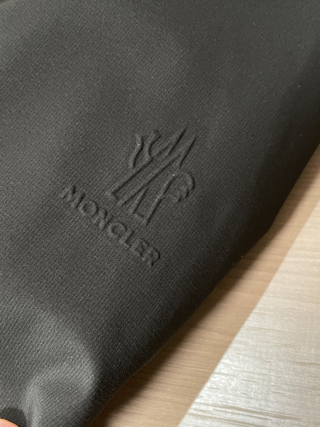 Moncler Classic Padded Down Jacket: Warm, Stylish, and Essential 7 cmp i1758253166260 2980 0 5