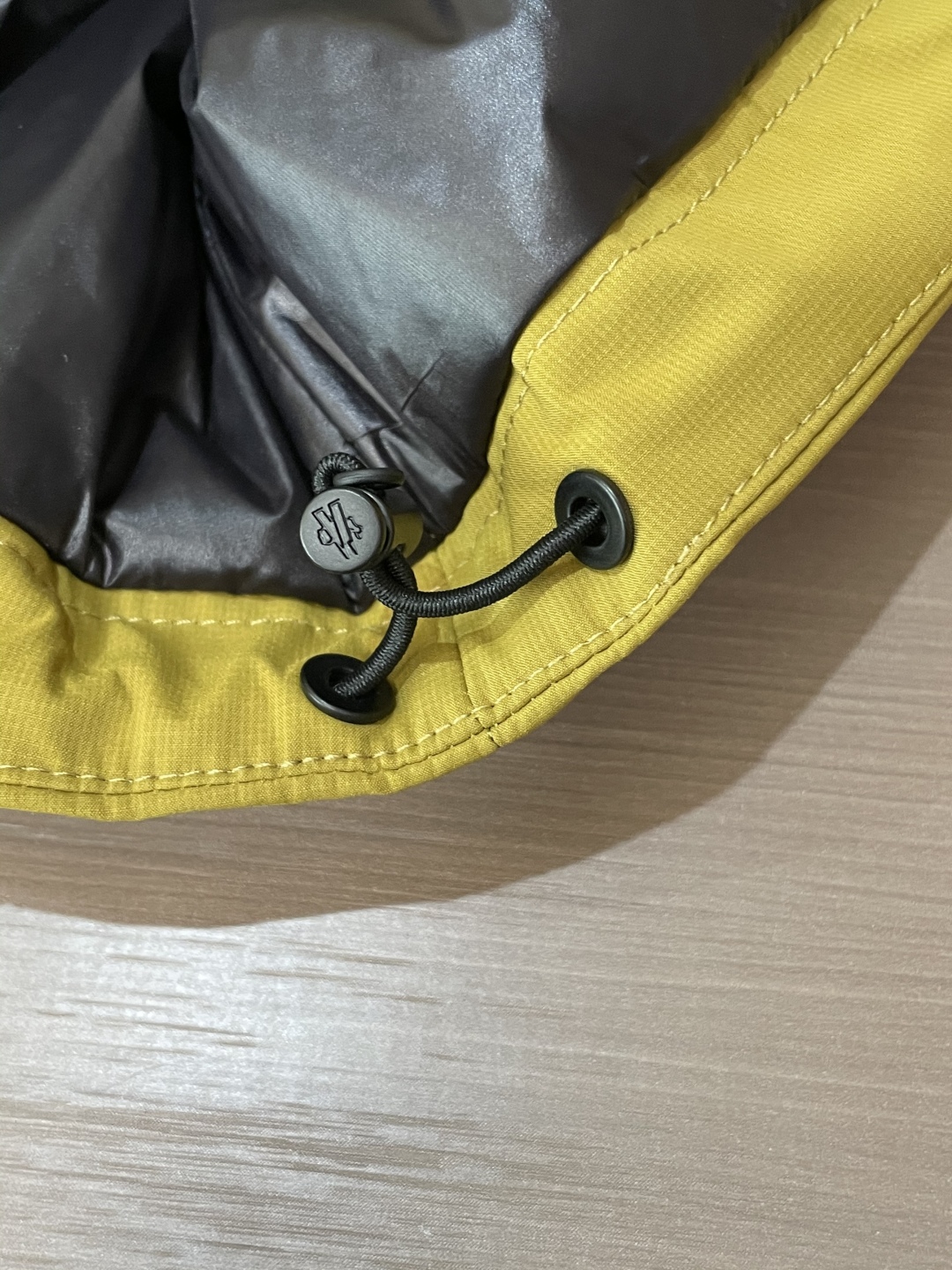 Moncler Classic Padded Down Jacket: Warm, Stylish, and High-Quality 9 cmp i1758253185745 2583 0 7