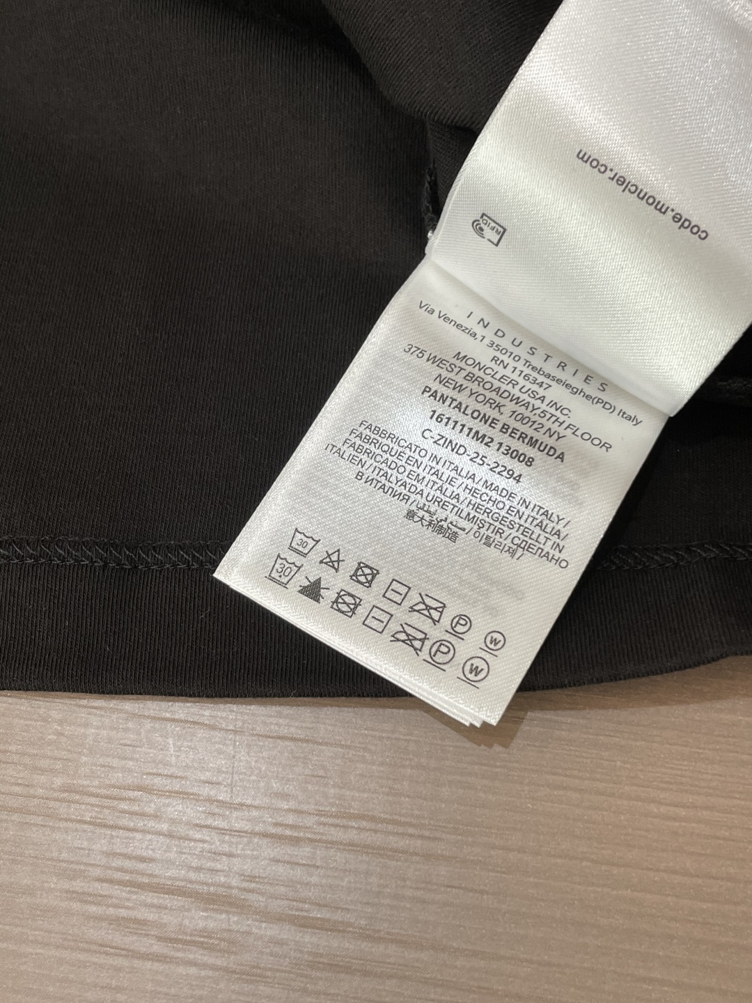 MK2025早秋新品厚款三色镂空印花短袖T恤；定制260克高密水柔棉面料，保暖性强并且增加抗静电工艺，胸