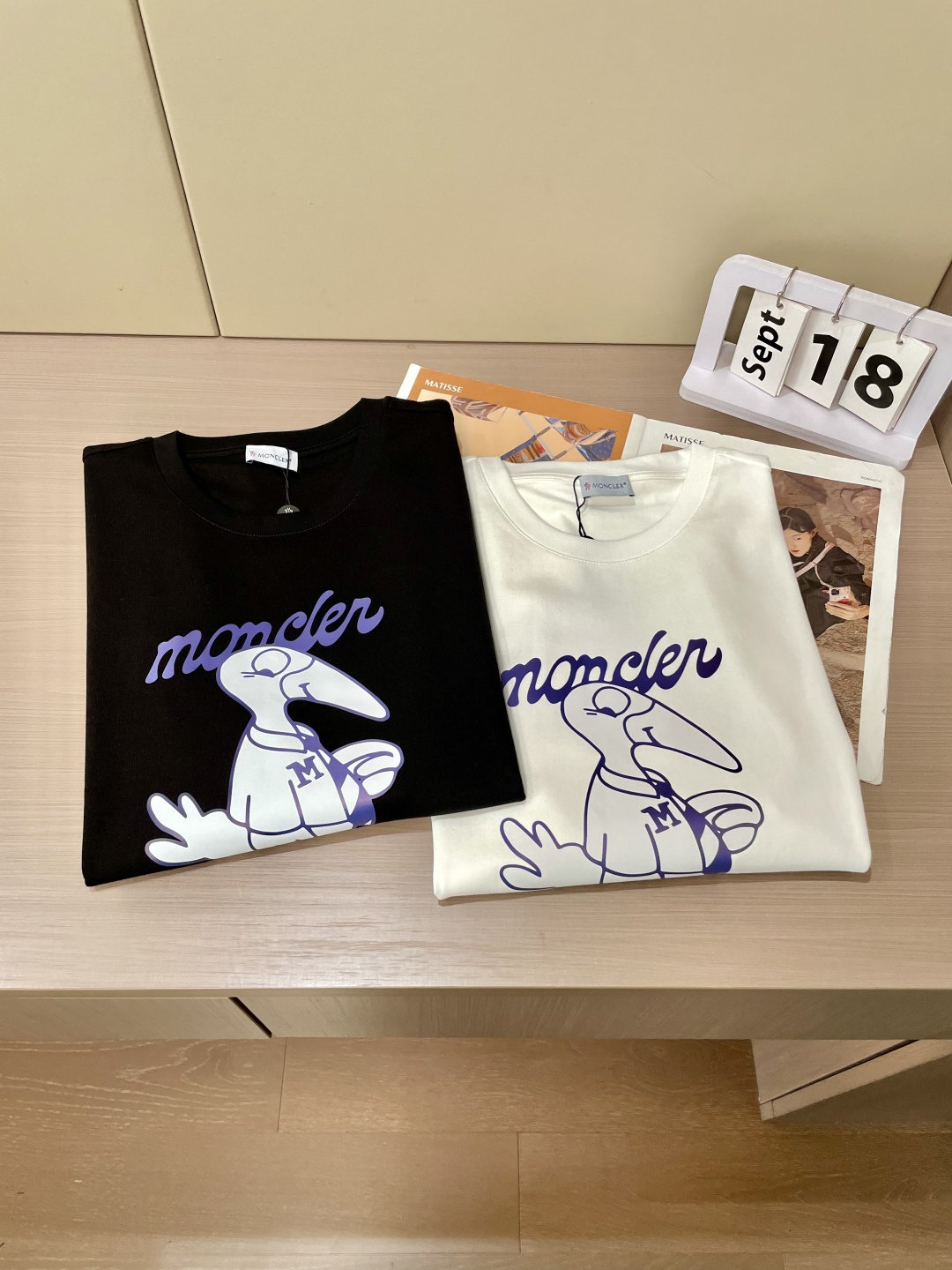 MK 2025 早秋新品厚款飞鸟印花短袖T恤衫；定制260克高密水柔棉面料，舒适柔软保暖性强，胸前飞鸟印