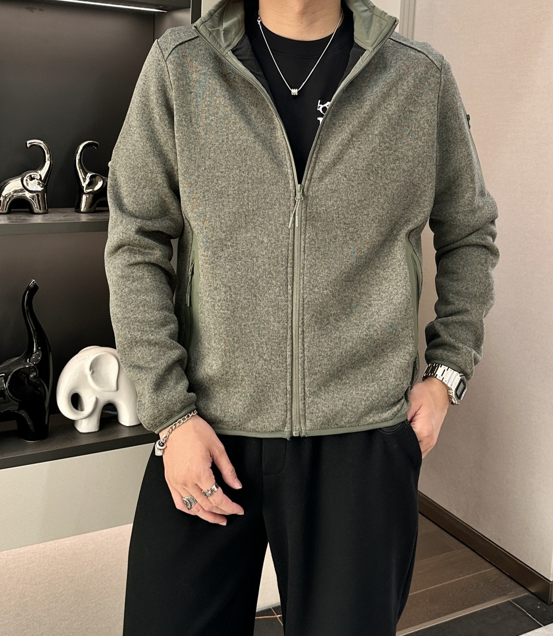 ARC‘TERYX始祖鸟COVERT CARDIGAN户外保暖抓绒衫开衫外套 超火爆海外版.采用岛国進口