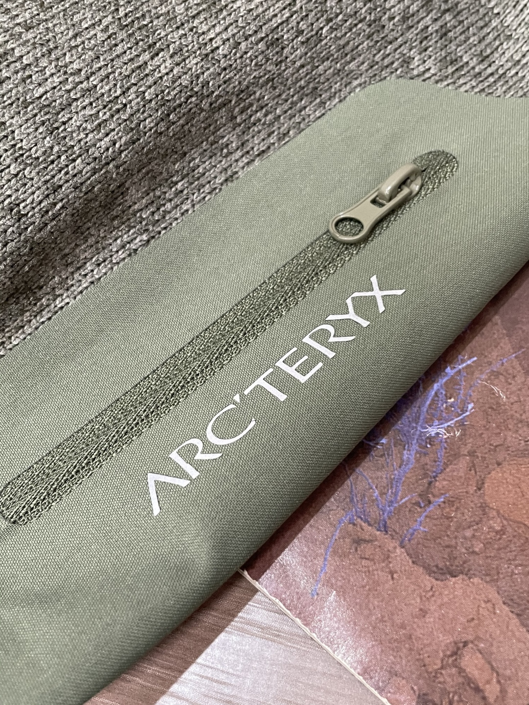 ARC‘TERYX始祖鸟COVERT CARDIGAN户外保暖抓绒衫开衫外套 超火爆海外版.采用岛国進口