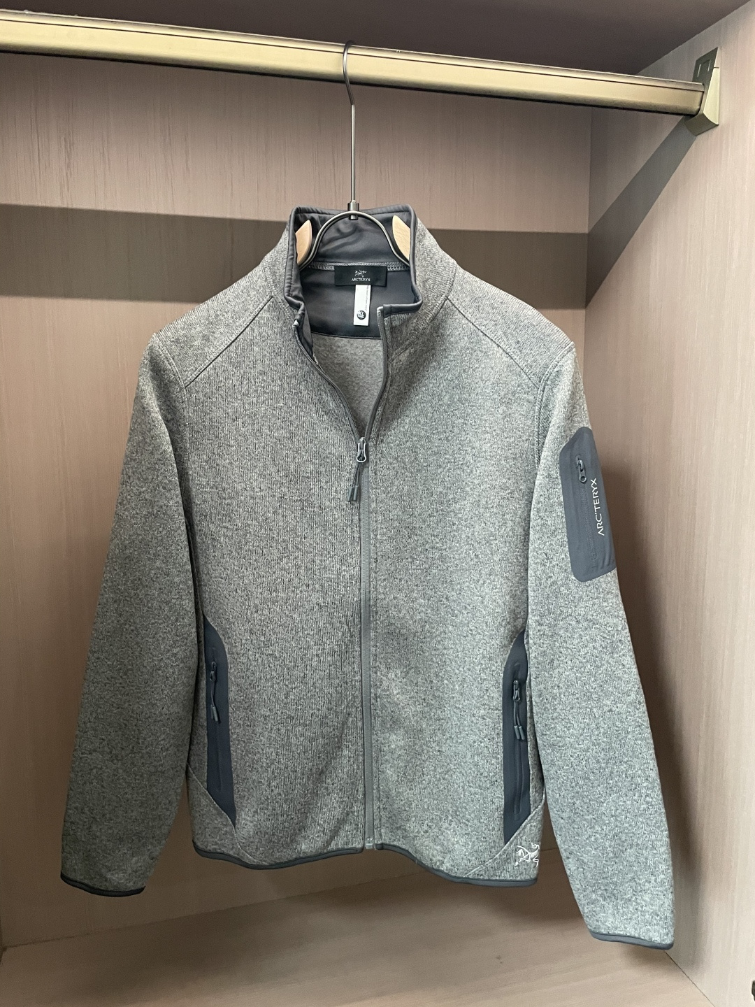 ARC‘TERYX始祖鸟COVERT CARDIGAN户外保暖抓绒衫开衫外套 超火爆海外版.采用岛国進口