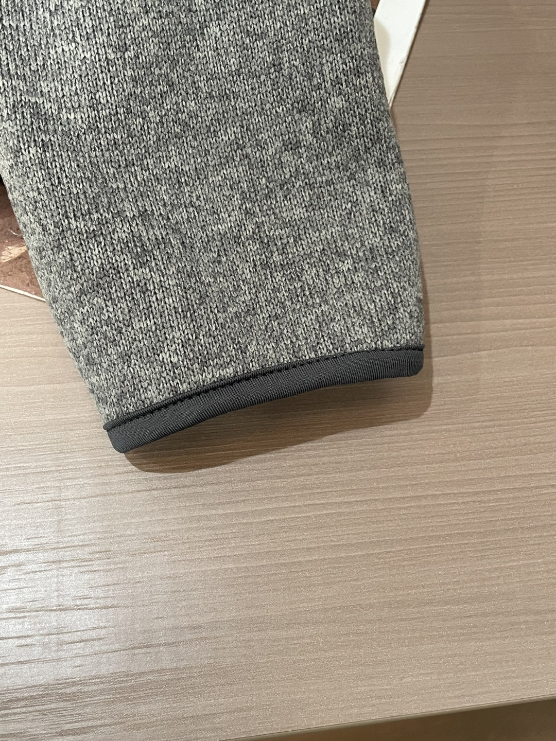 ARC‘TERYX始祖鸟COVERT CARDIGAN户外保暖抓绒衫开衫外套 超火爆海外版.采用岛国進口