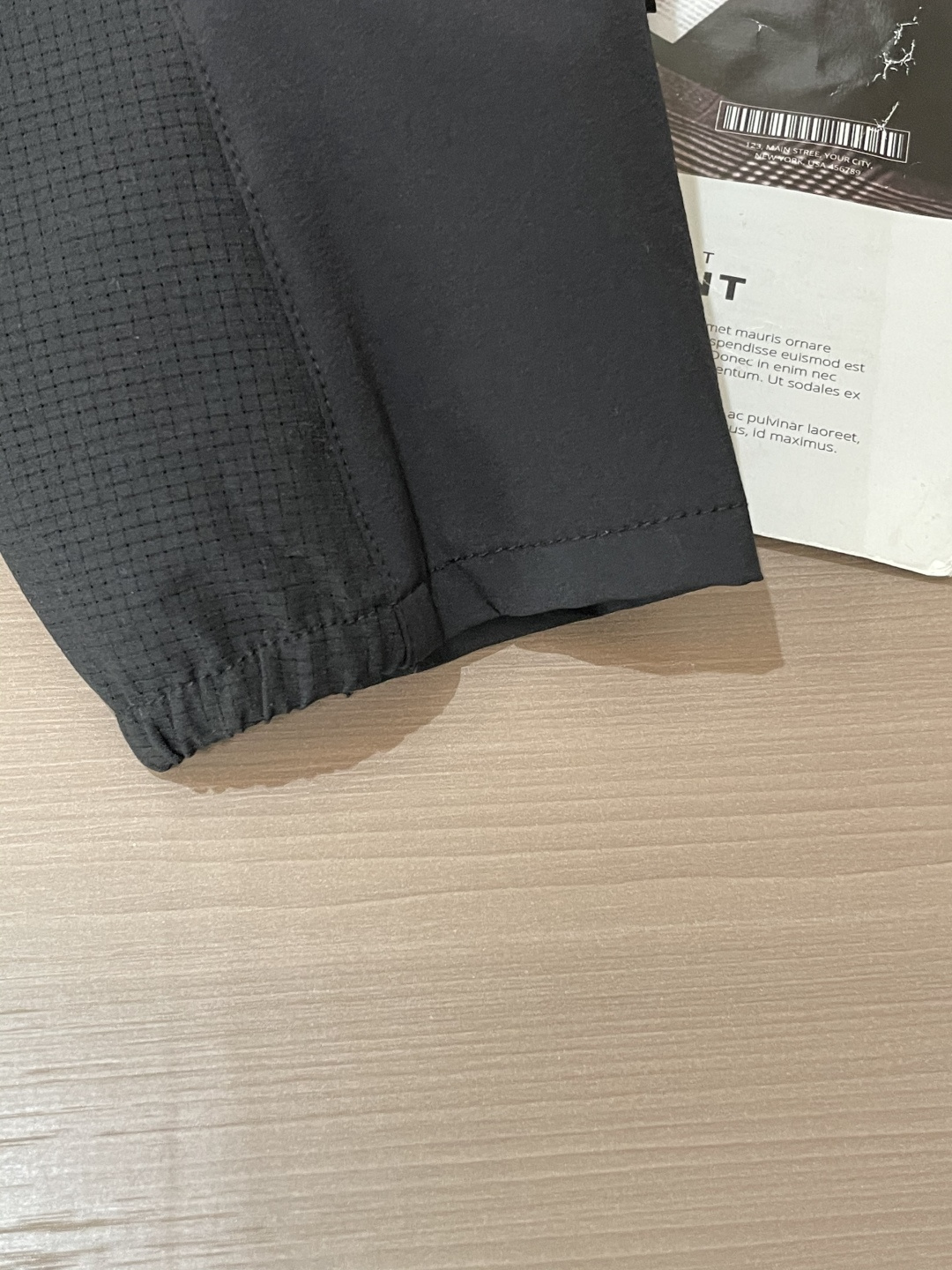 Arcteryx/始祖鸟 2025新款软壳夹克外套这款GAMMALT夹克采用轻薄耐磨的WEE BURLY