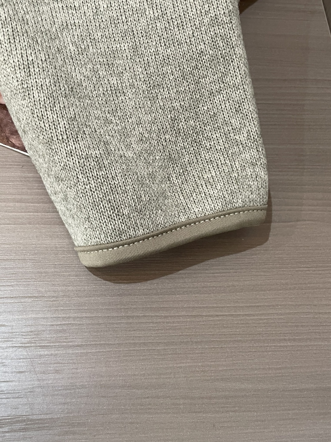 ARC‘TERYX始祖鸟COVERT CARDIGAN户外保暖抓绒衫开衫外套 超火爆海外版.采用岛国進口