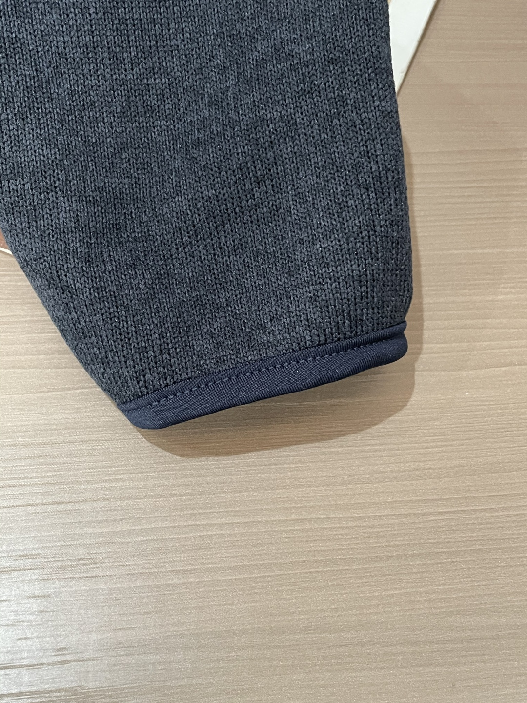 ARC‘TERYX始祖鸟COVERT CARDIGAN户外保暖抓绒衫开衫外套 超火爆海外版.采用岛国進口