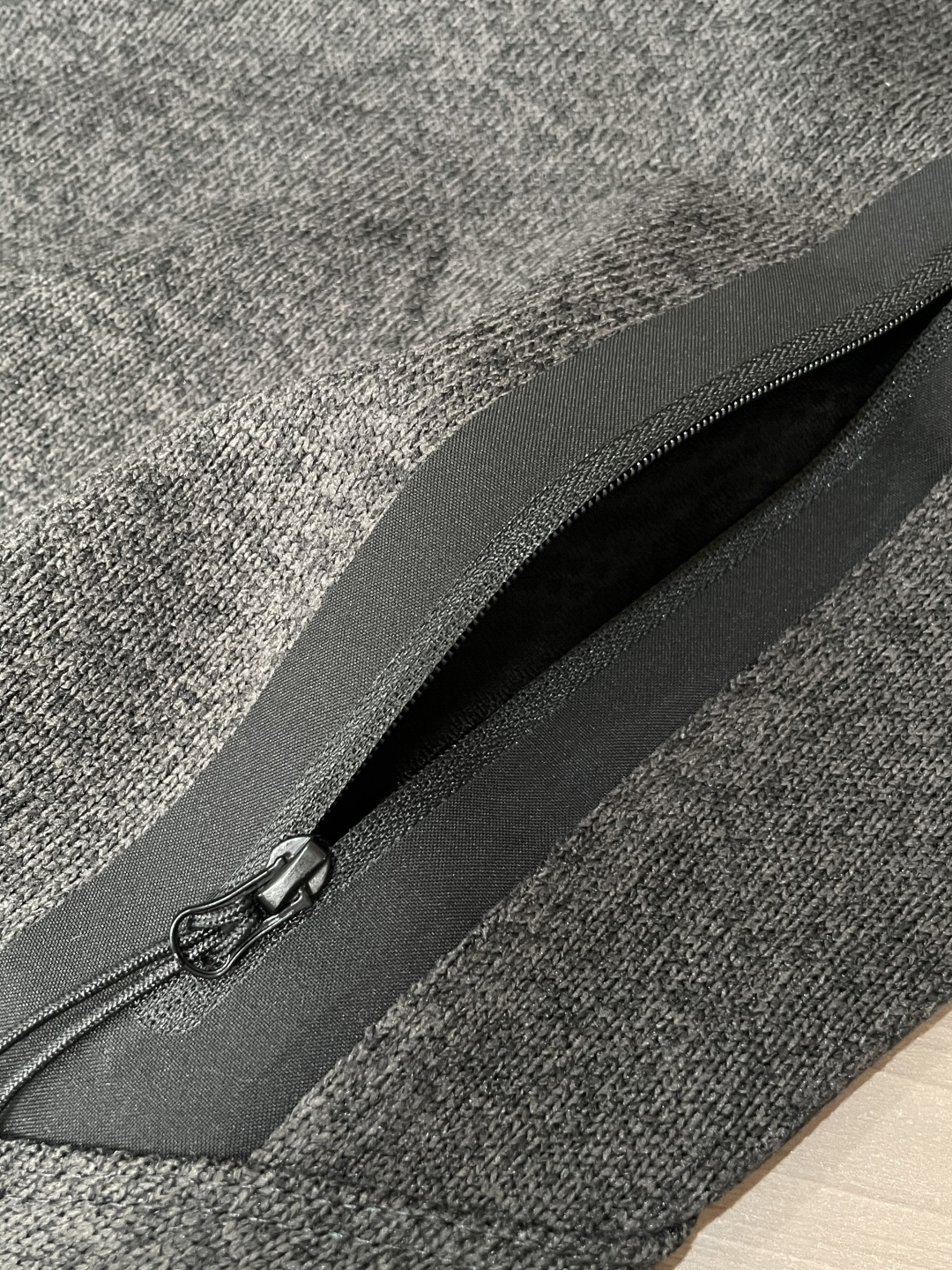 ARC‘TERYX始祖鸟COVERT CARDIGAN户外保暖抓绒衫开衫外套 超火爆海外版.采用岛国進口