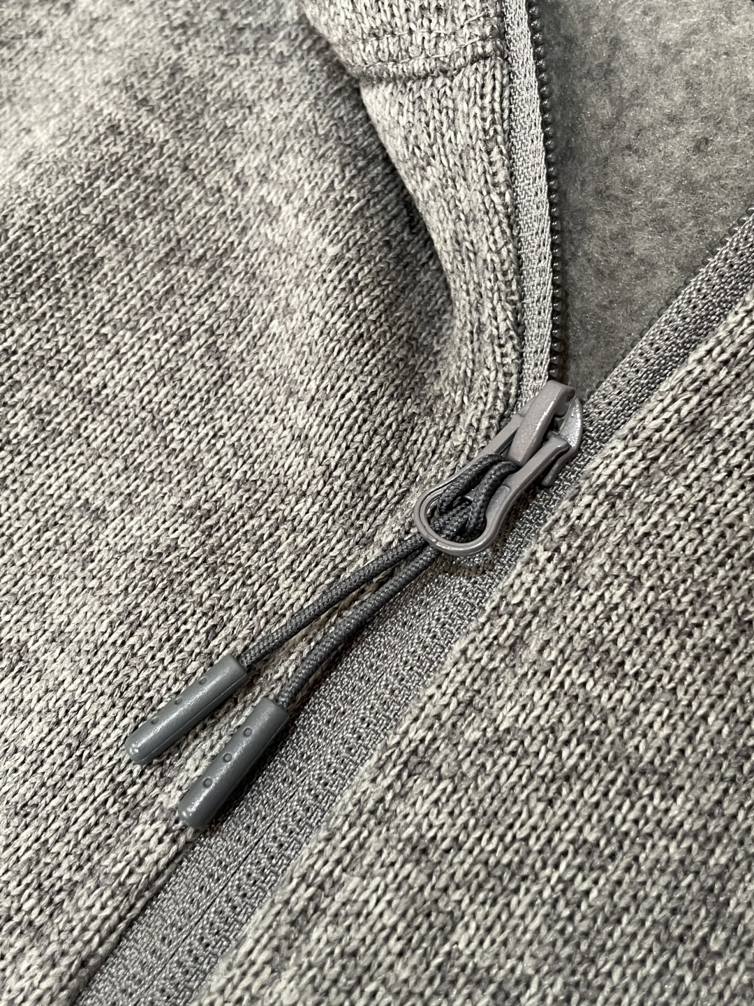 ARC‘TERYX始祖鸟COVERT CARDIGAN户外保暖抓绒衫开衫外套 超火爆海外版.采用岛国進口