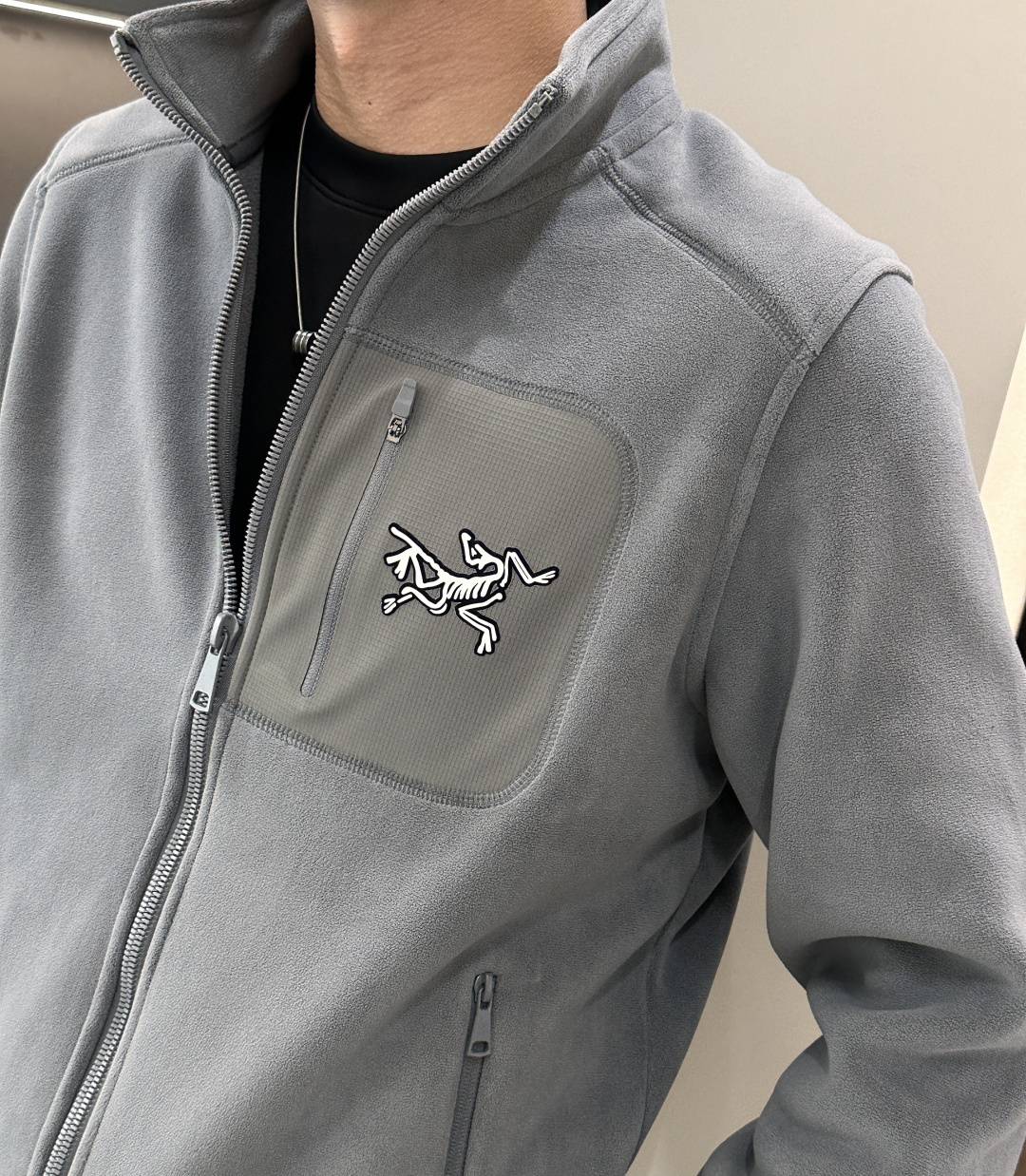 💙ARC'TERYX始祖鸟 KYANITE HOODY 保暖 男士抓绒衫始祖鸟这款摇粒绒外套，可作为中间