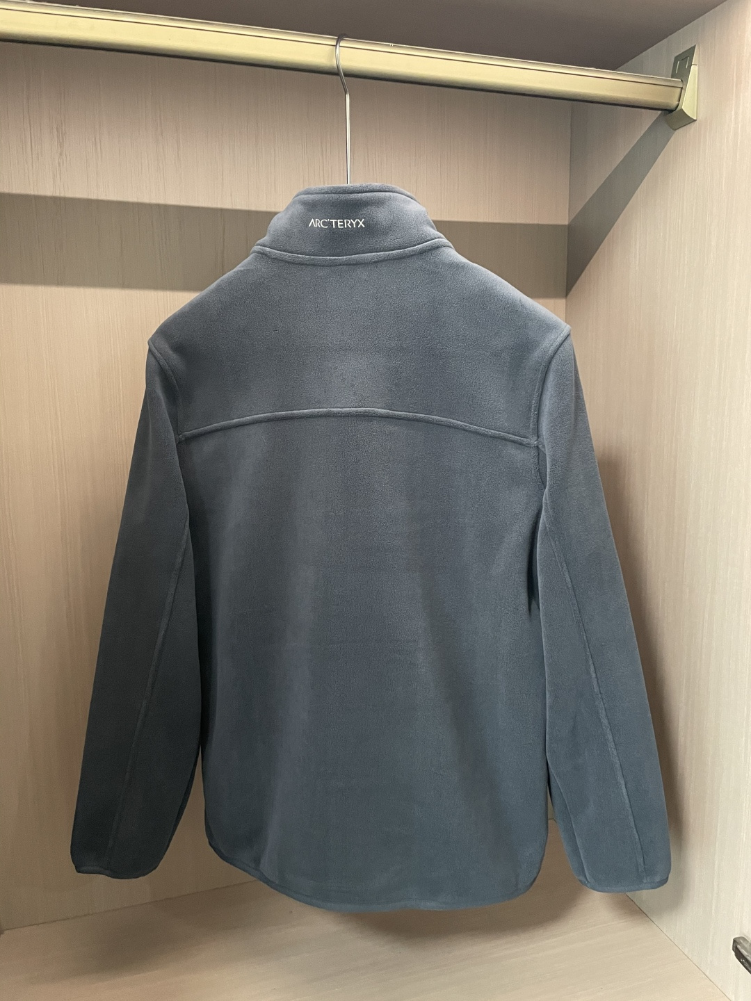 💙ARC'TERYX始祖鸟 KYANITE HOODY 保暖 男士抓绒衫始祖鸟这款摇粒绒外套，可作为中间