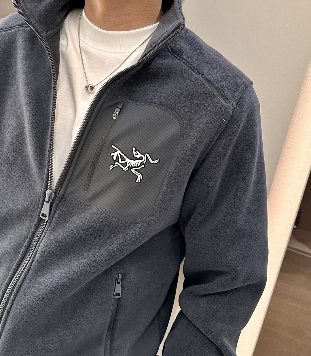 💙ARC'TERYX始祖鸟 KYANITE HOODY 保暖 男士抓绒衫始祖鸟这款摇粒绒外套，可作为中间