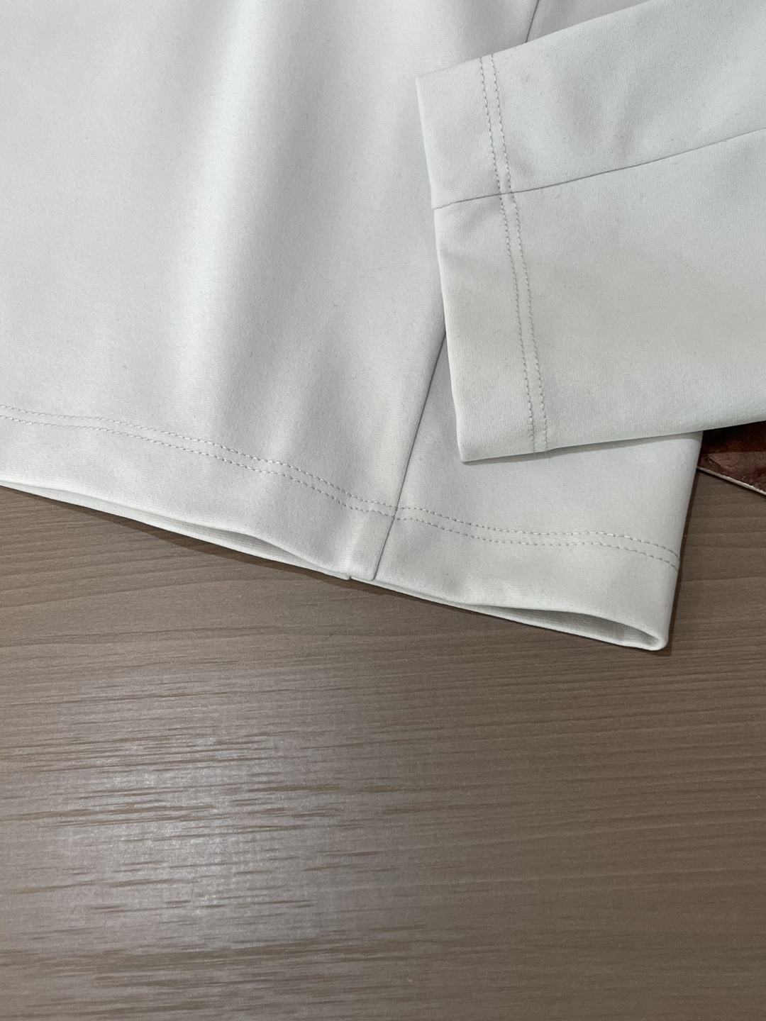 新款上新始祖鸟2025早秋Kragg SL 长袖T恤 今年Kragg系列推出了好多新款T恤，简约大气，经