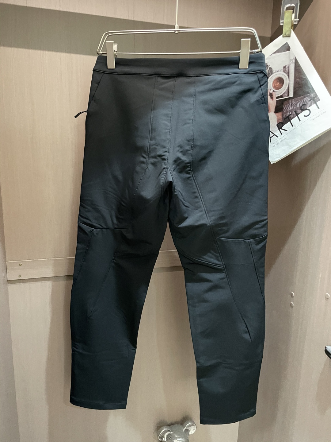 迪桑特 男士休闲裤👍速干面料休闲裤，最新款上身版型无敌正！绝对可以闭眼收的一款此款裤子非常百搭，弹力腰围