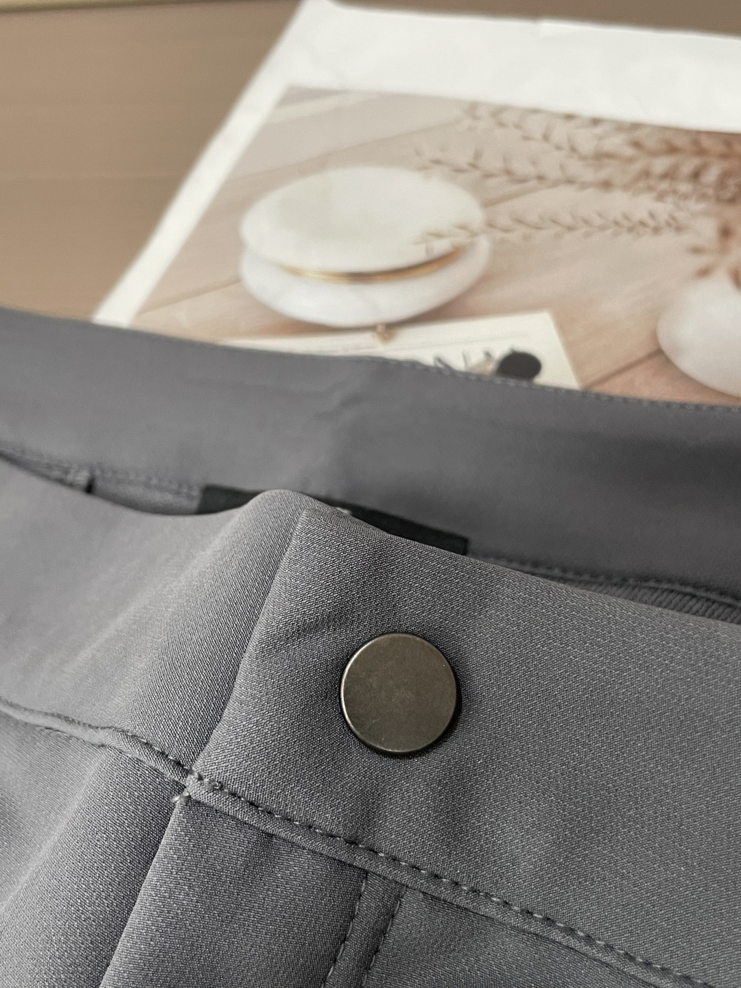 迪桑特 男士休闲裤👍速干面料休闲裤，最新款上身版型无敌正！绝对可以闭眼收的一款此款裤子非常百搭，弹力腰围