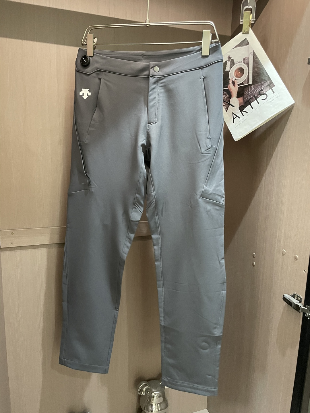 迪桑特 男士休闲裤👍速干面料休闲裤，最新款上身版型无敌正！绝对可以闭眼收的一款此款裤子非常百搭，弹力腰围