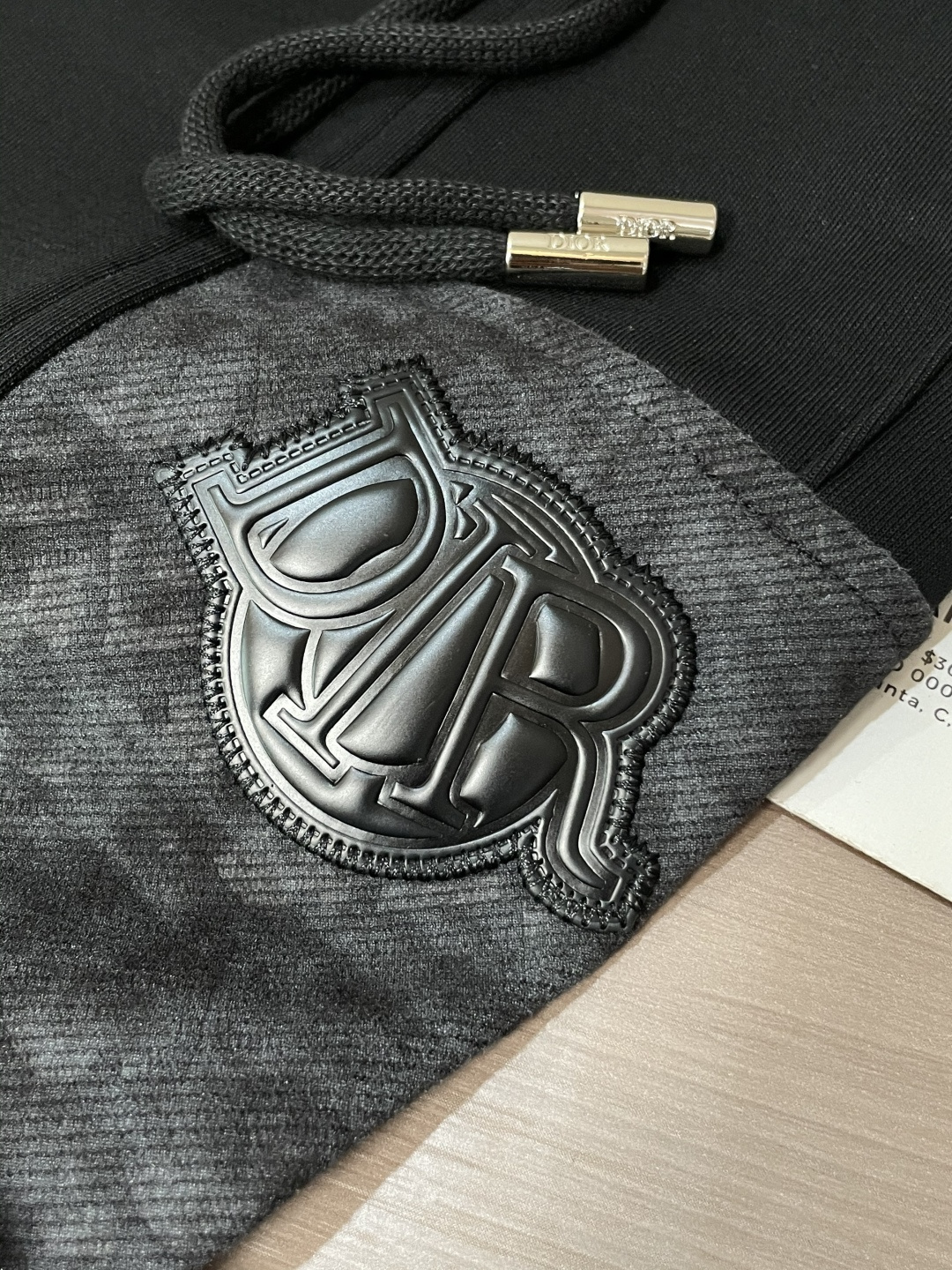 🏊 Dior 2025秋冬新款休闲裤！官网同步发售。品牌经典LOGO休闲裤 ，定制面料，舒适度极好，手触