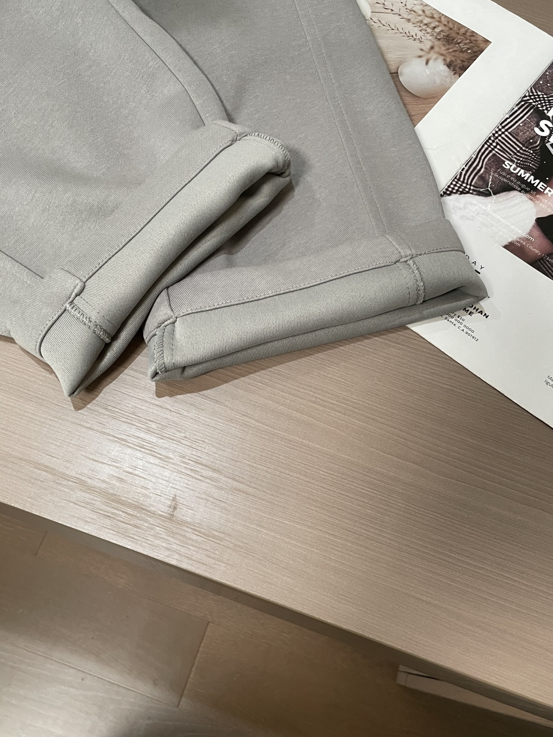 马吉拉 2025秋冬最新休闲裤 潮人必备 版型超赞，能很好的修复各种腿型，非常个性！柔软排汗，舒适度极高