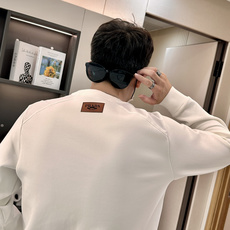Prad /2025秋冬新品 定制顶级卫衣棉,面料特别有质感,冬季必备单品,保暖性好。男女通穿,细节到位 Prad /2025秋冬新品 定制顶级卫衣棉,面料特别有质感,冬季必备单品,保暖性好。男女通穿,细节到位