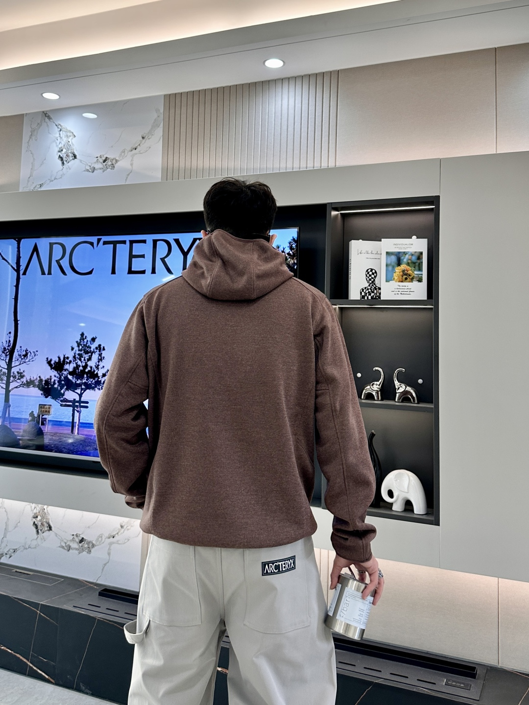 ARC‘TERYX始祖鸟COVERT CARDIGAN户外保暖抓绒衫连帽套头，超火爆海外版.采用岛国進口