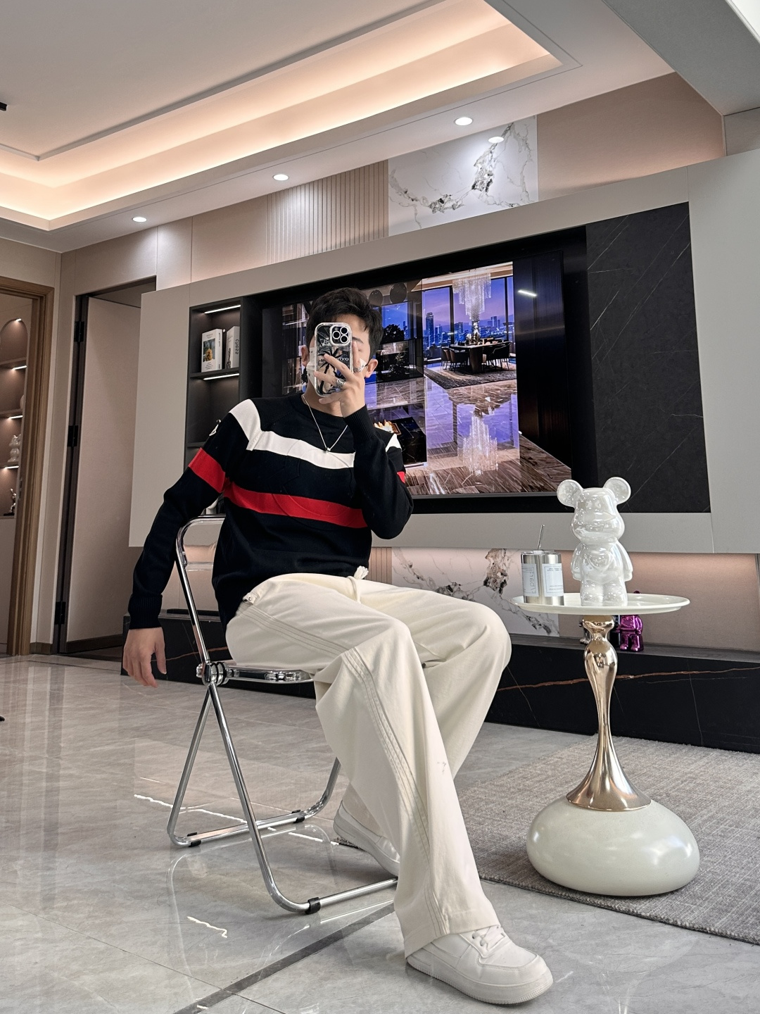 蒙口 重磅推荐！2025aw秋冬新款 专柜同步 时尚经典针织衫 秋冬必备款 采用针织衫加厚毛衣，精致简洁