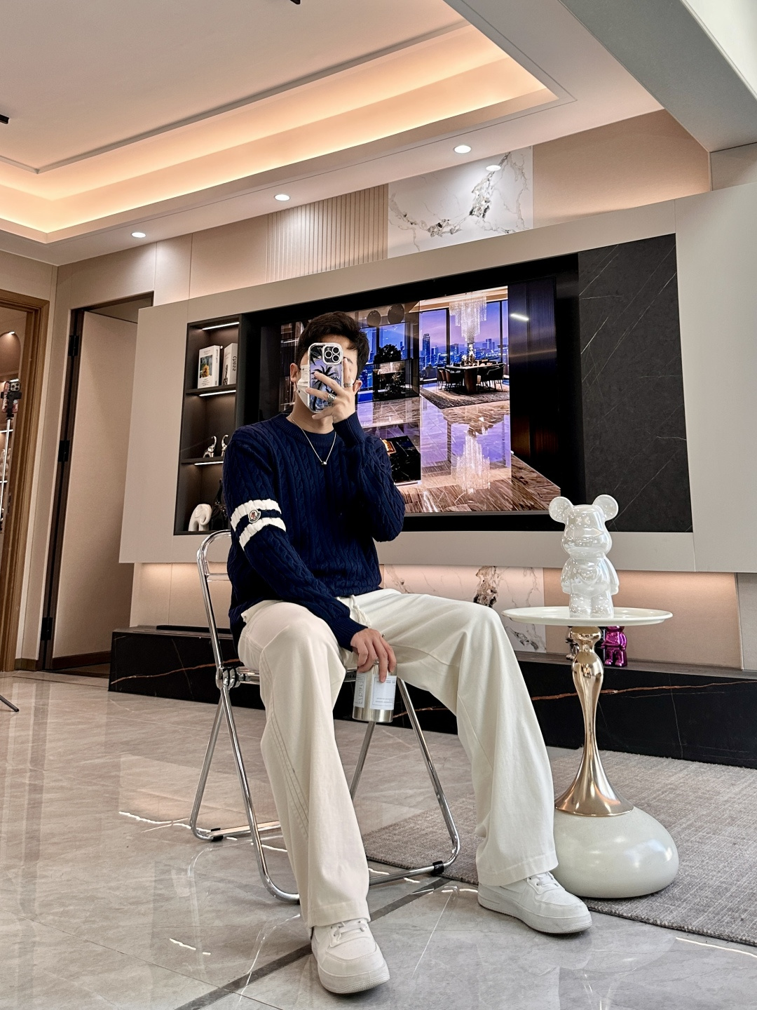 蒙口 重磅推荐！2025aw秋冬新款 专柜同步 时尚经典针织衫 秋冬必备款 采用针织衫加厚毛衣，精致简洁