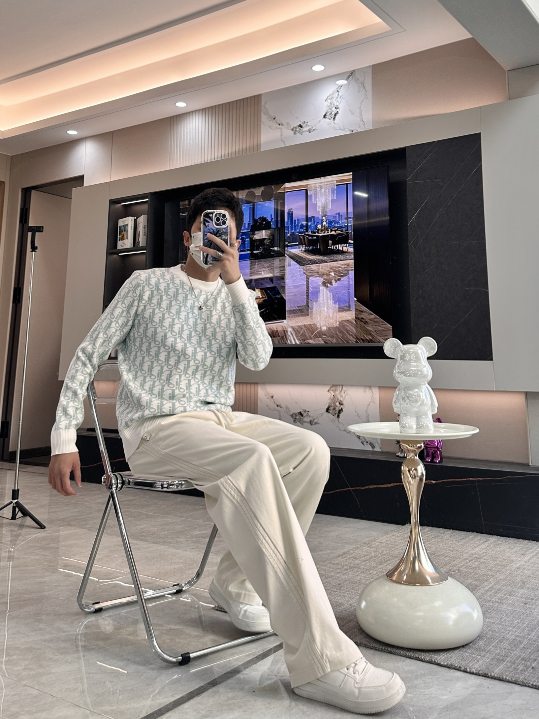 Dior 重磅推荐！2025aw秋冬新款 专柜同步 时尚经典针织衫 秋冬必备款 采用针织衫加厚毛衣，精致