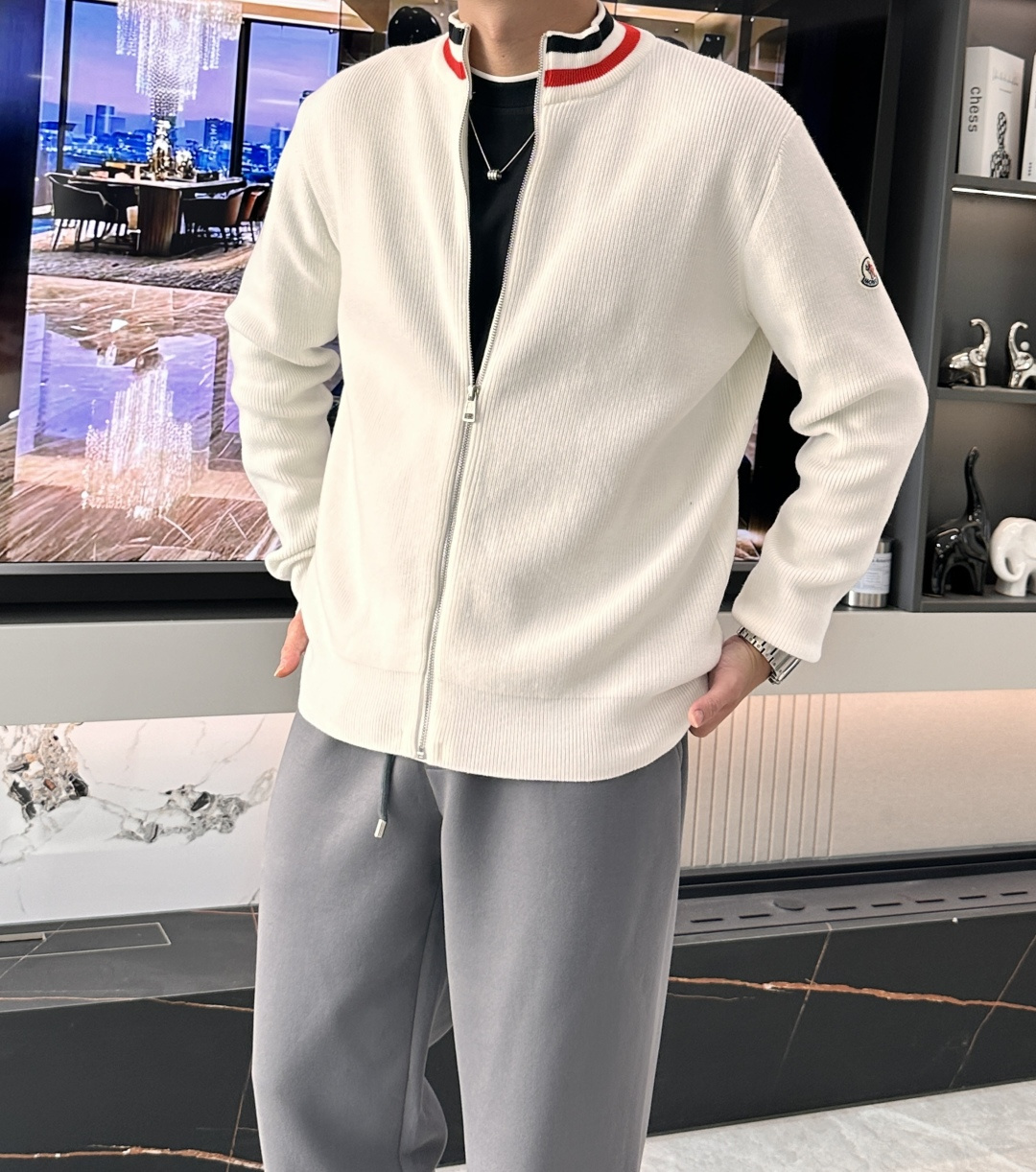 蒙口 新款开衫针织毛衣！经典永不过时！外观简洁干净，秋日可以单穿，深冬最为内搭！定制进口高支数羊毛混纺面