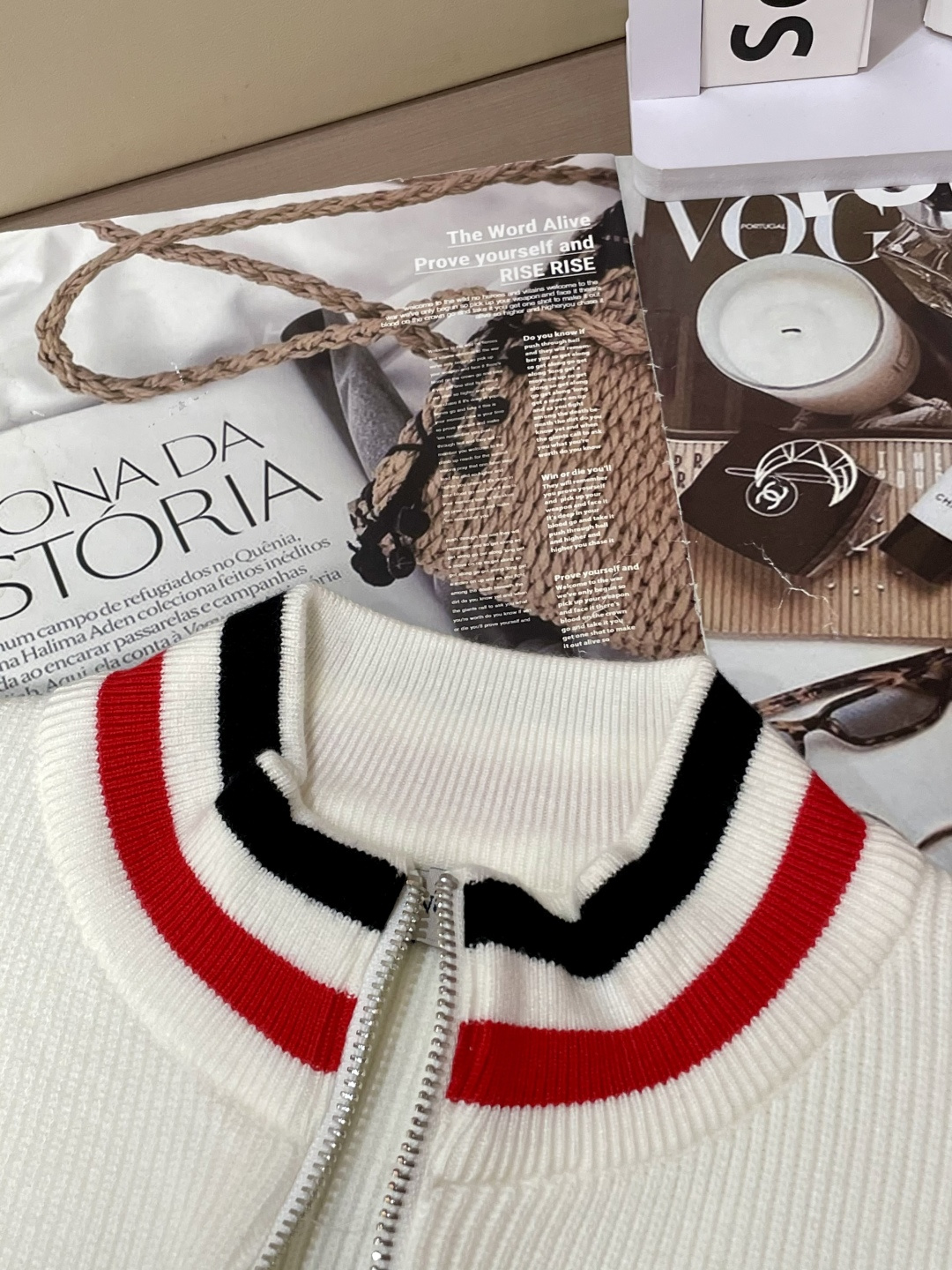 蒙口 新款开衫针织毛衣！经典永不过时！外观简洁干净，秋日可以单穿，深冬最为内搭！定制进口高支数羊毛混纺面