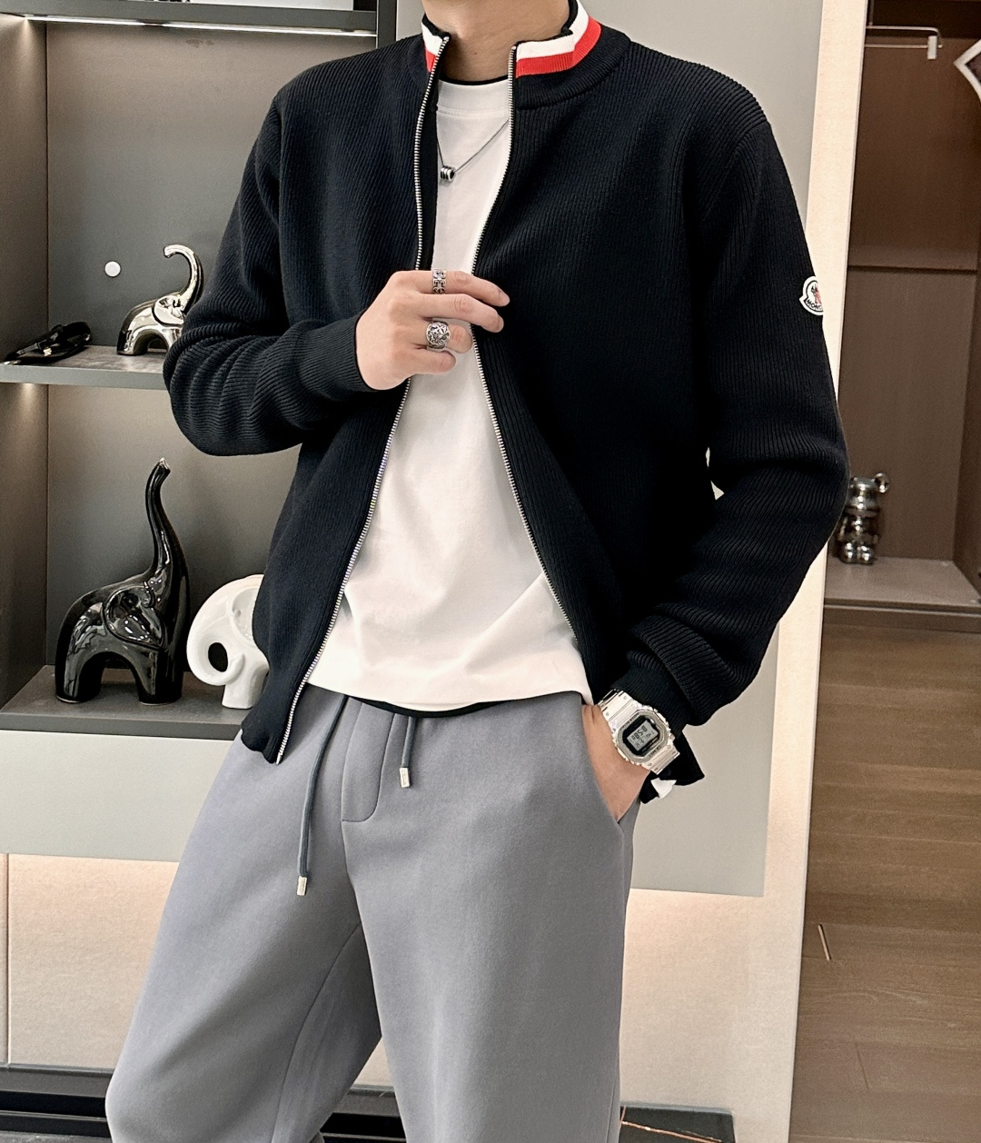 蒙口 新款开衫针织毛衣！经典永不过时！外观简洁干净，秋日可以单穿，深冬最为内搭！定制进口高支数羊毛混纺面