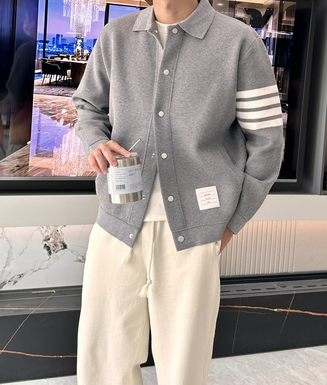 TB 新款开衫针织毛衣！经典永不过时！外观简洁干净，秋日可以单穿，深冬最为内搭！定制进口高支数羊毛混纺面