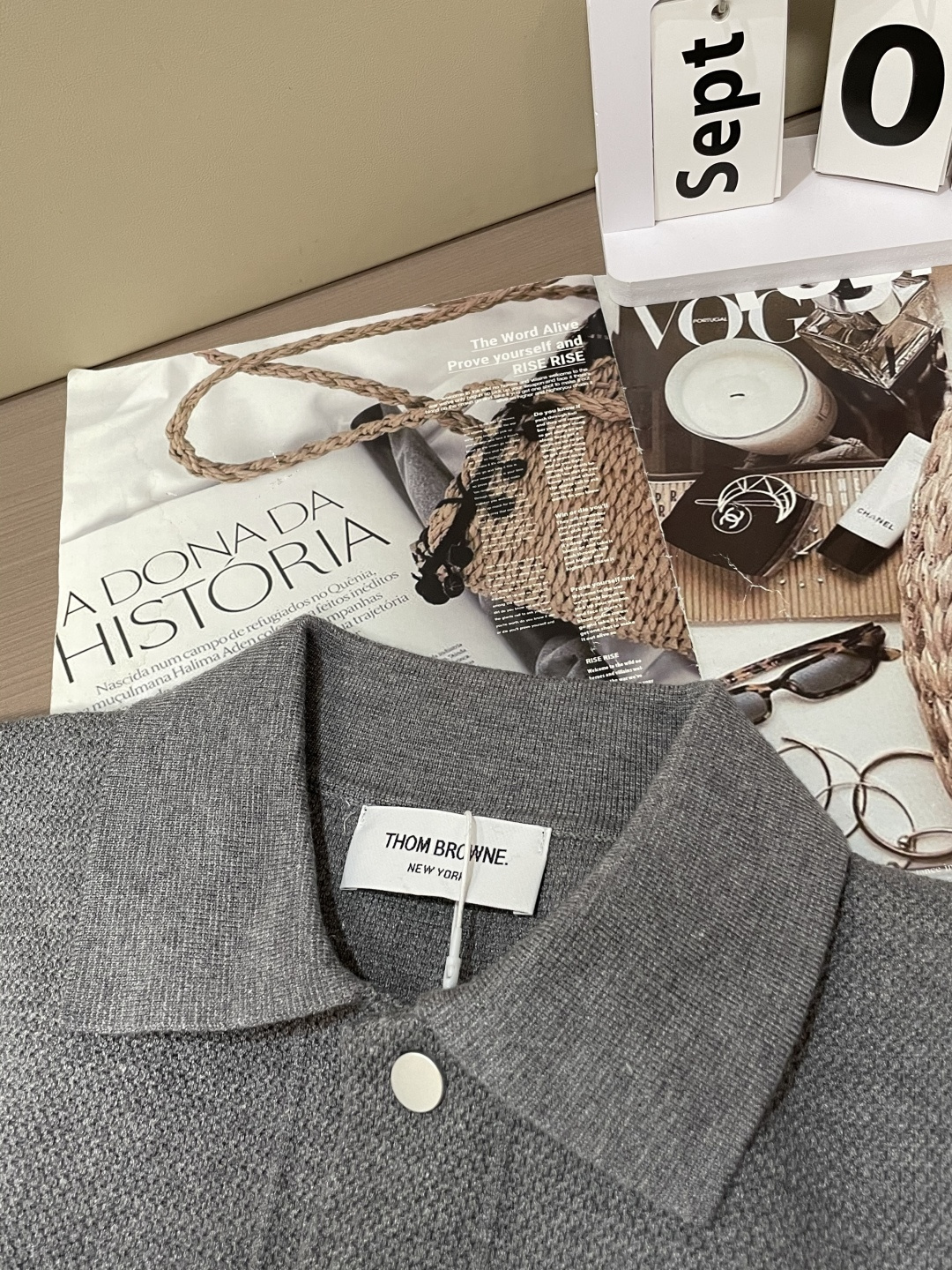 TB 新款开衫针织毛衣！经典永不过时！外观简洁干净，秋日可以单穿，深冬最为内搭！定制进口高支数羊毛混纺面