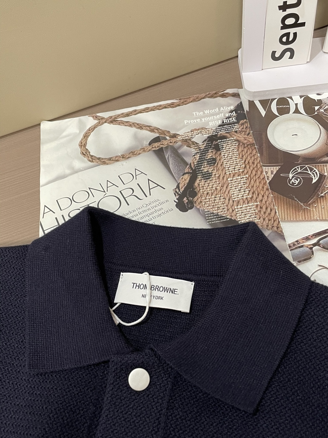 TB 新款开衫针织毛衣！经典永不过时！外观简洁干净，秋日可以单穿，深冬最为内搭！定制进口高支数羊毛混纺面