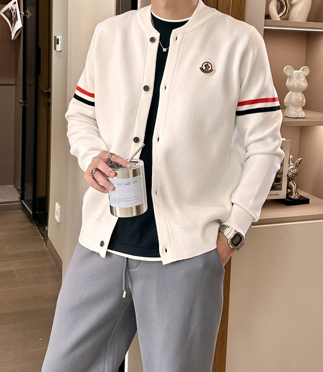 蒙口 新款开衫针织毛衣！经典永不过时！外观简洁干净，秋日可以单穿，深冬最为内搭！定制进口高支数羊毛混纺面